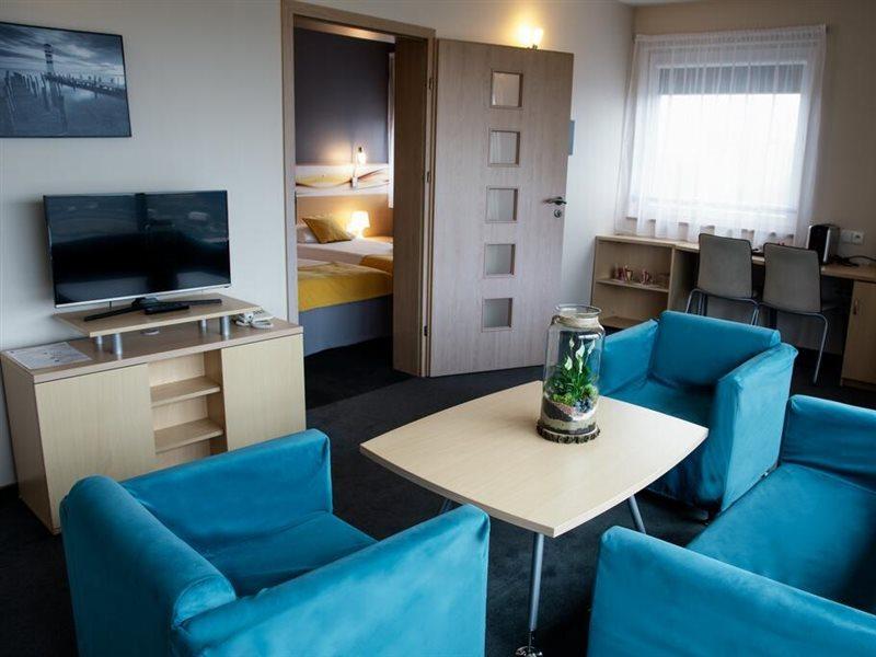 Quality Silesian Hotel Катовице Экстерьер фото