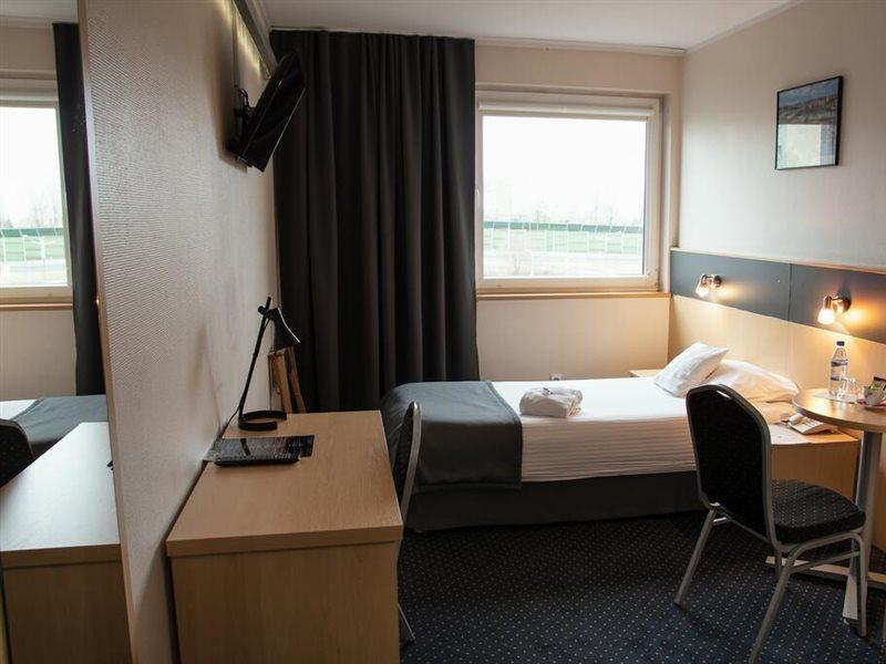 Quality Silesian Hotel Катовице Экстерьер фото