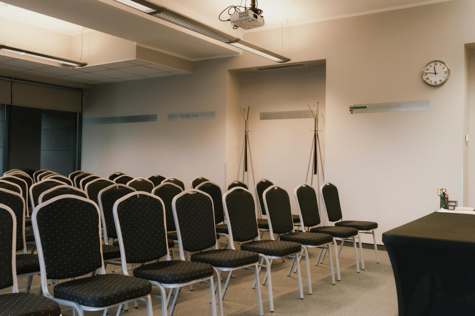 Quality Silesian Hotel Катовице Экстерьер фото