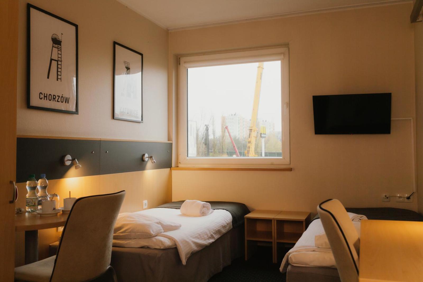 Quality Silesian Hotel Катовице Экстерьер фото