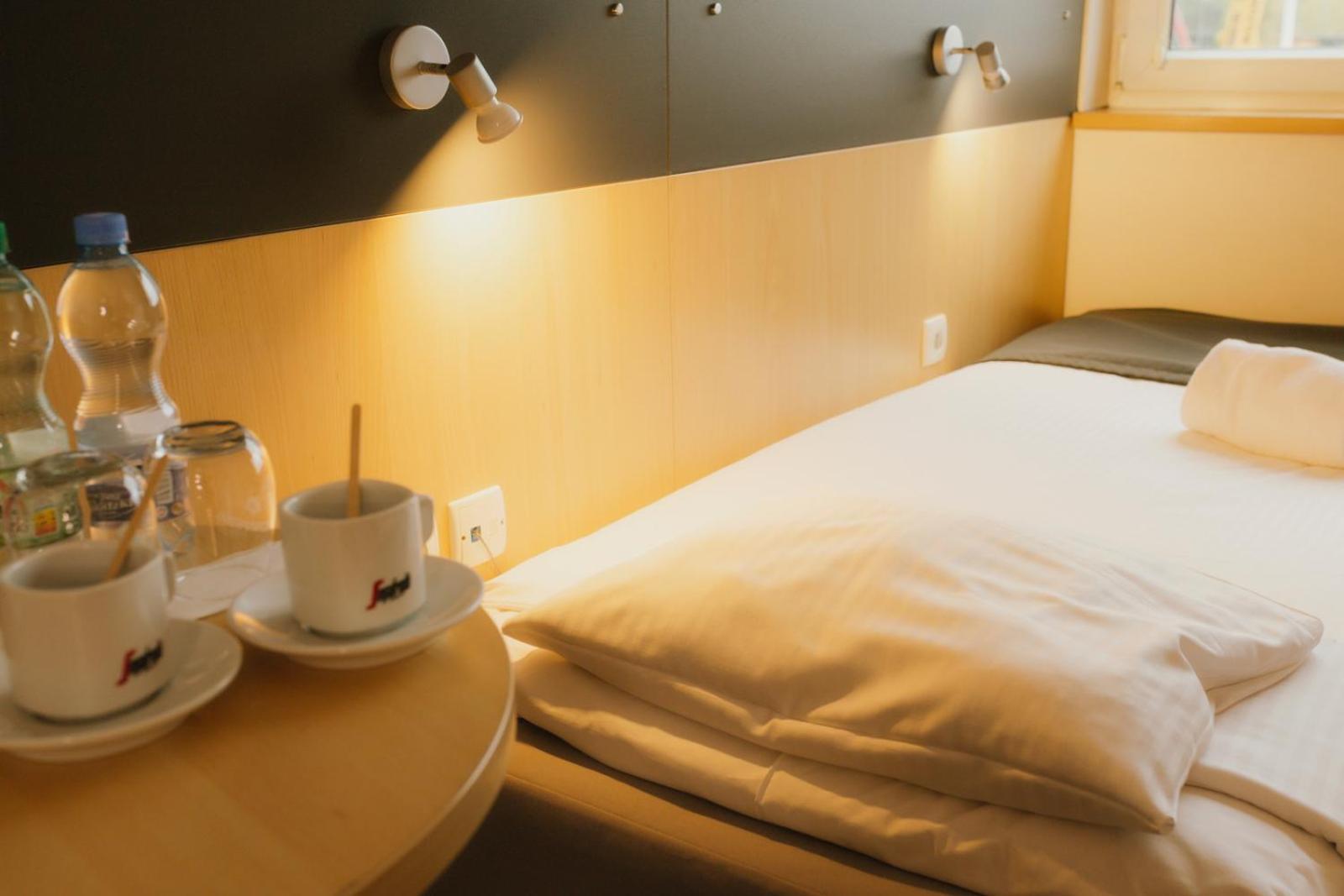 Quality Silesian Hotel Катовице Экстерьер фото