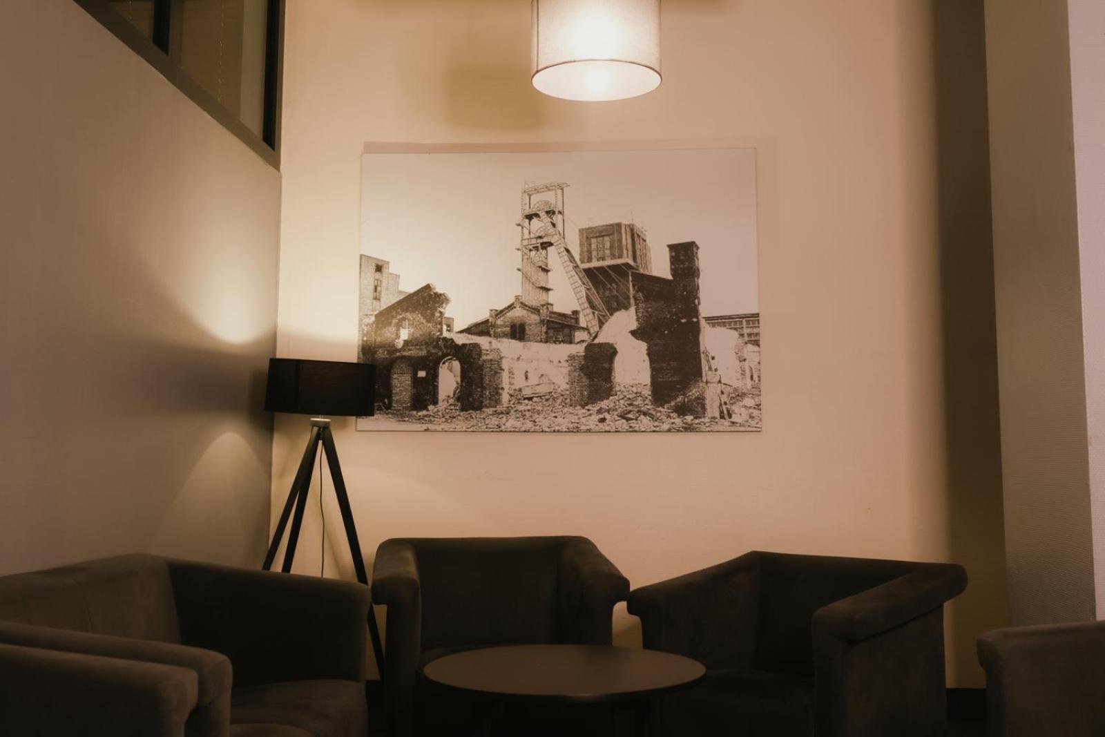 Quality Silesian Hotel Катовице Экстерьер фото
