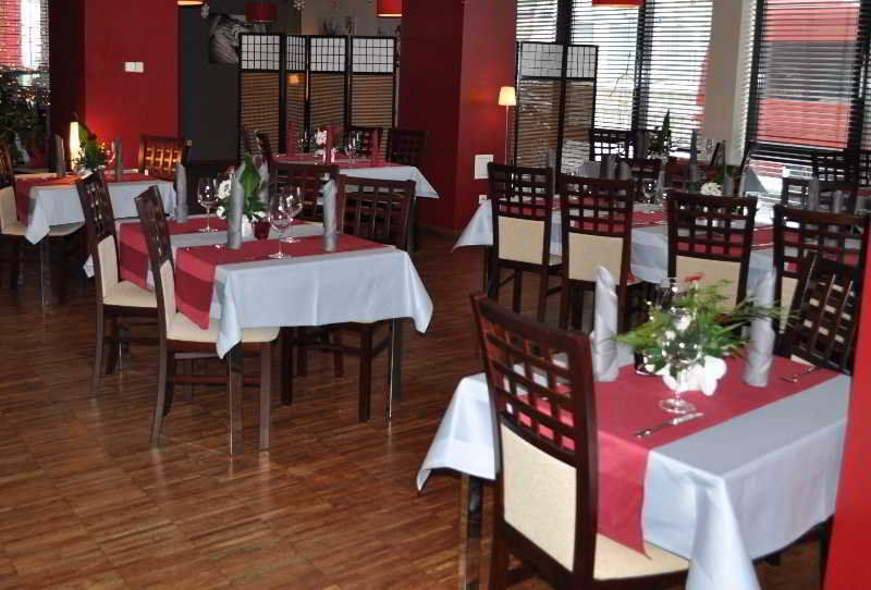 Quality Silesian Hotel Катовице Экстерьер фото
